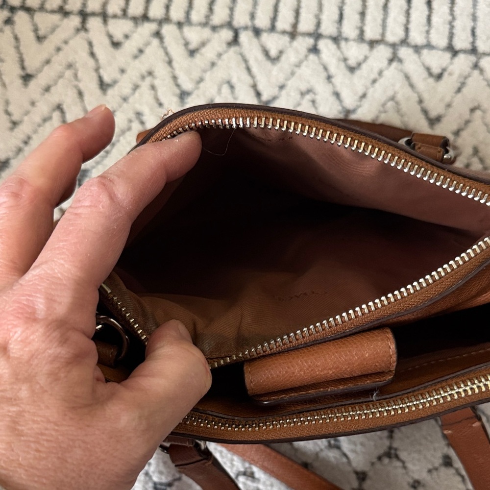 Coach Tan Leather Crossbody Bag - Picture 4 of 16